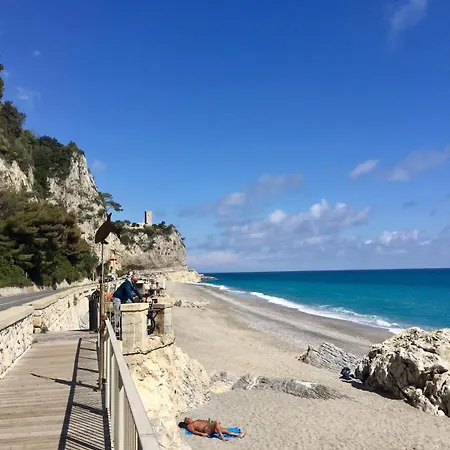 Dimora Concept - Happy - Private Garage * Finale Ligure